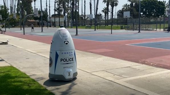 ABD sokaklarında robot polis devriye geziyor!